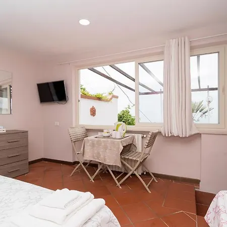 Chiara Tatil Evi